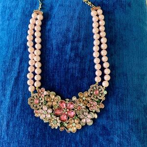 Heidi Daus Flower Show Necklace, Never worn.